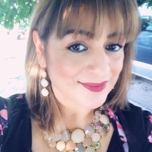 Meet your Posher, Leticia